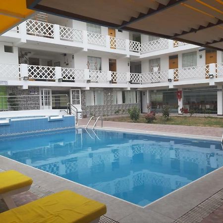Hotel Villegas III Мойендо Екстериор снимка