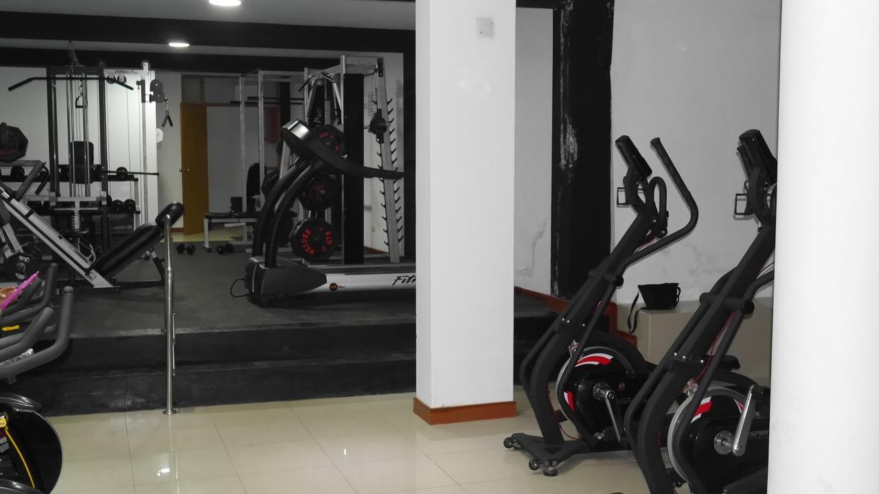 Hotel Villegas III Мойендо Екстериор снимка