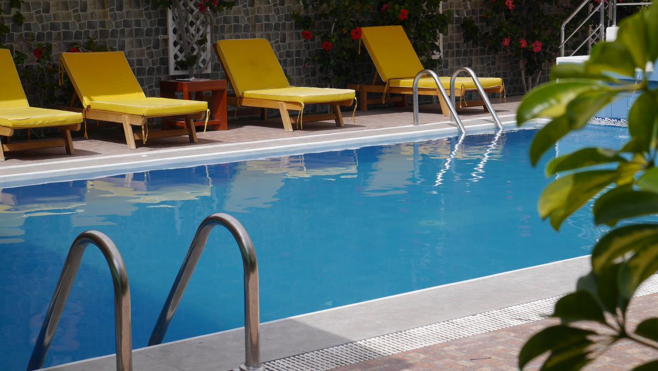 Hotel Villegas III Мойендо Екстериор снимка