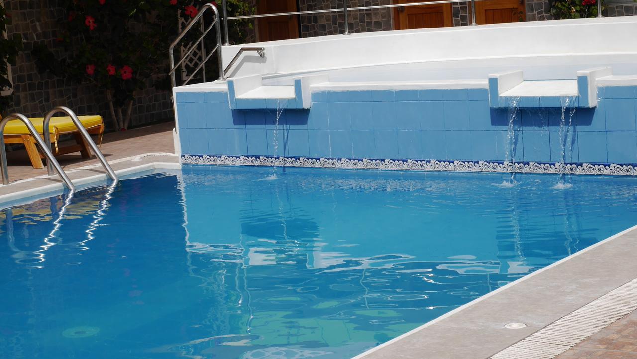 Hotel Villegas III Мойендо Екстериор снимка