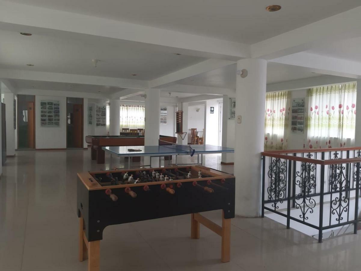 Hotel Villegas III Мойендо Екстериор снимка